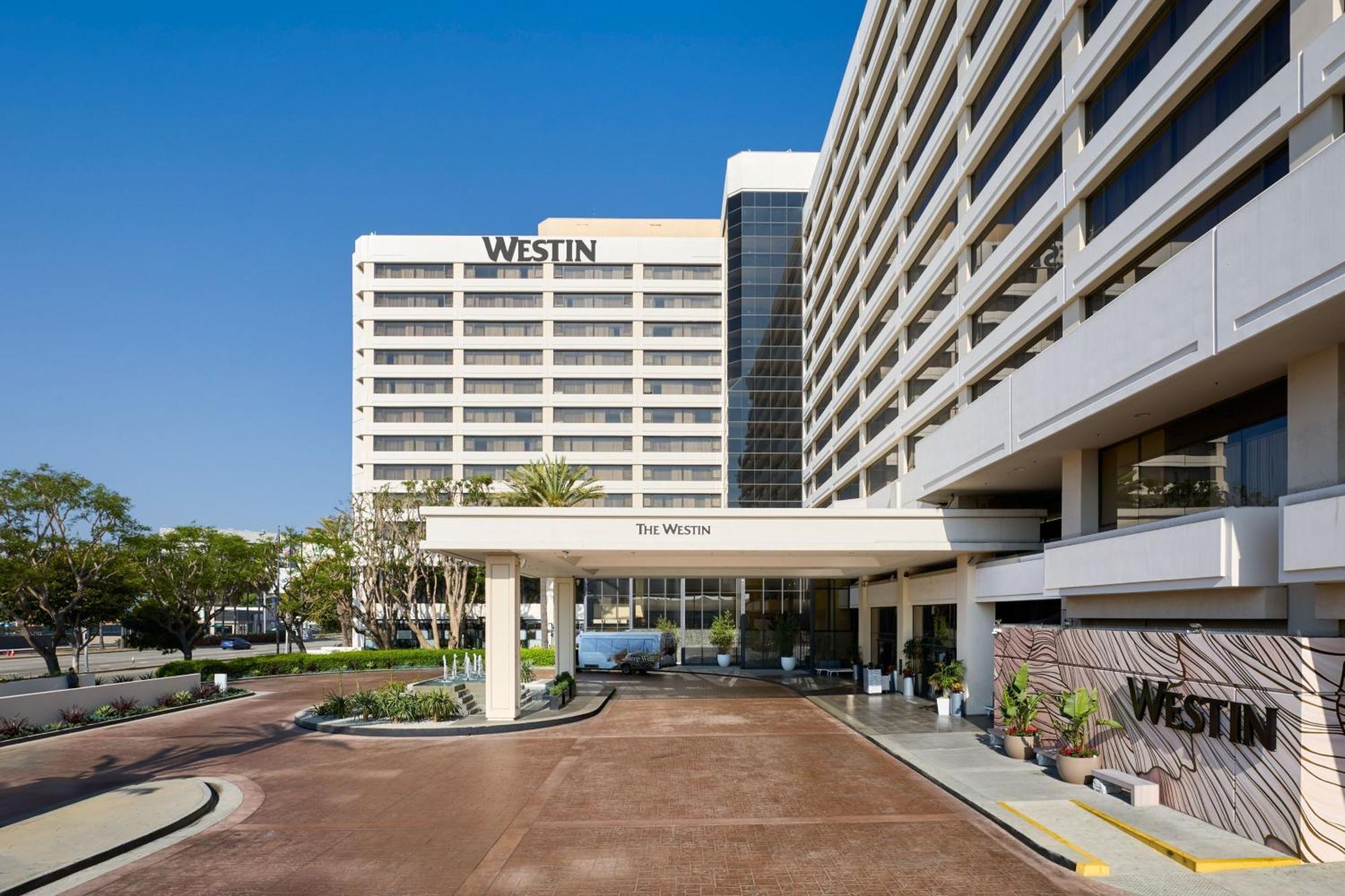 The Westin Angeles Airport Hotel Los Ángeles